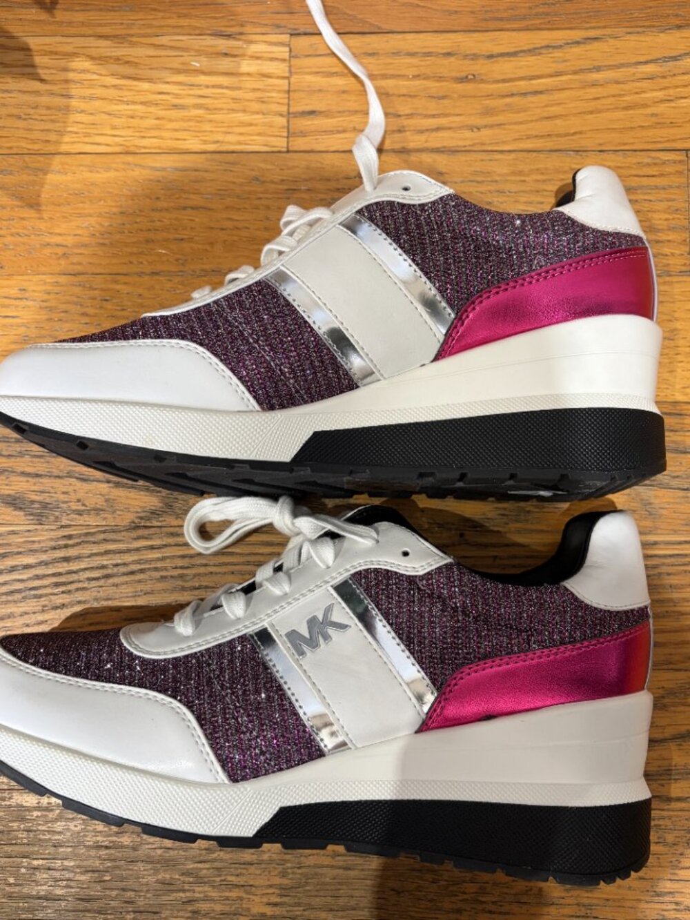 Michael Kors Mabel Trainer sneakers Size 8.5 Glitter Tag still on bottom - Picture 4 of 9